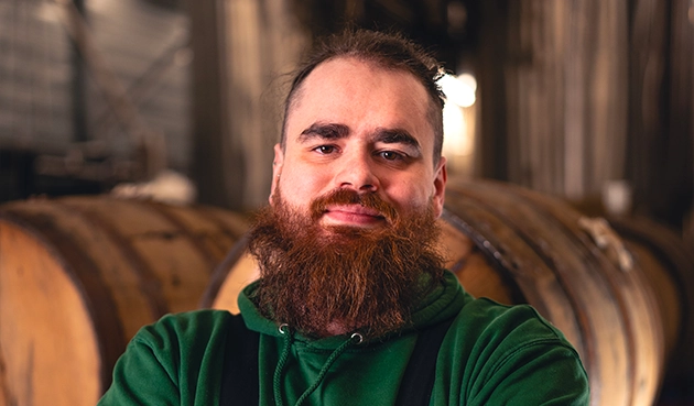 TEAM PIGGY – Loïc, la force tranquille de la logistique 📦🍺⚡